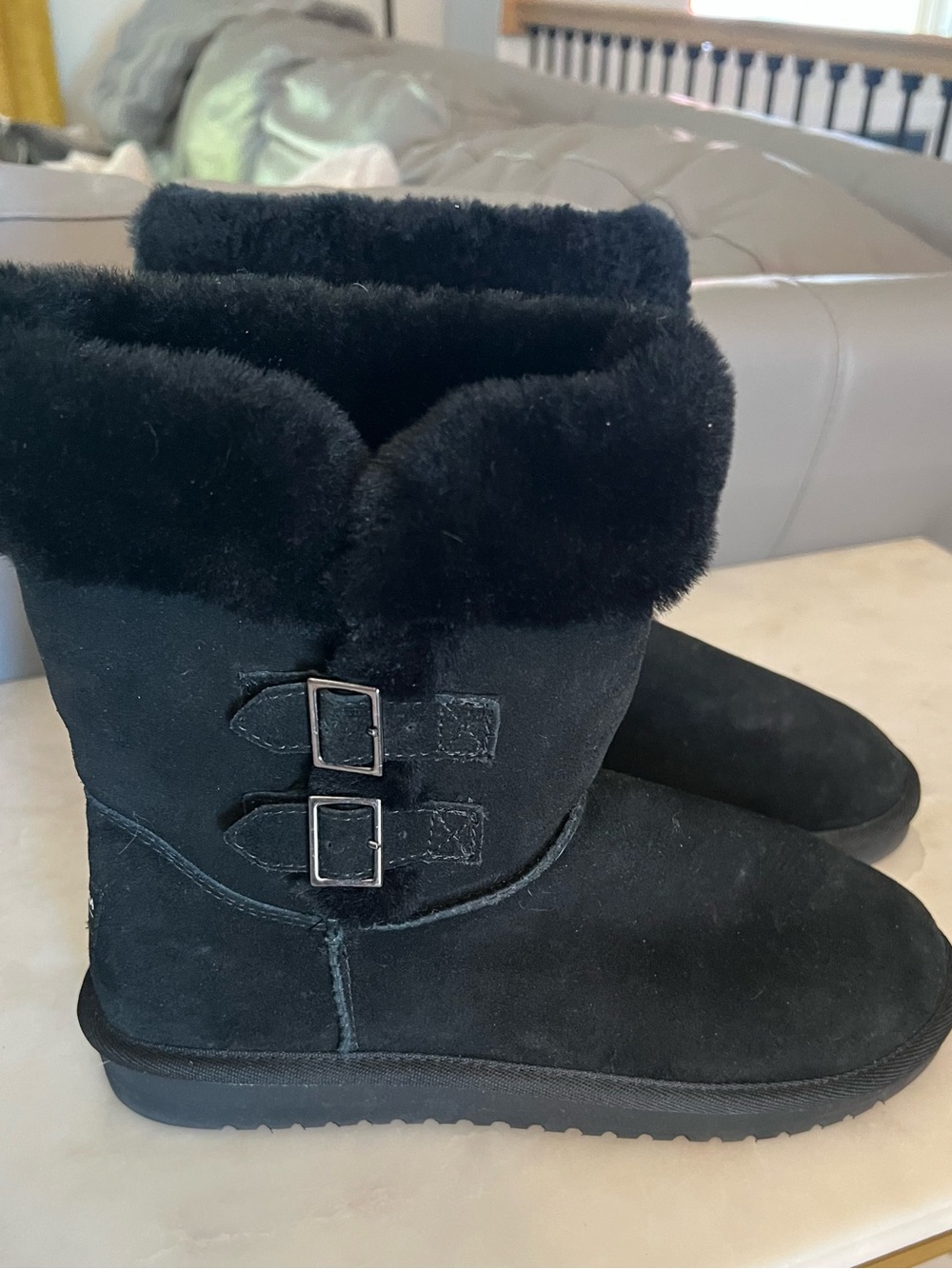 Like New Koolaburra Black Faux-Shearling Buckle Winter Boots